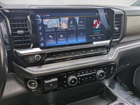 Used 2023 Chevrolet Silverado 1500 High Country w/ High Country Premium Package AWD/4WD image 15