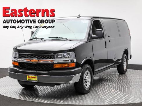 Used 2016 Chevrolet Express 2500 image 1