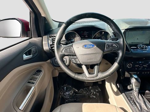 Used 2019 Ford Escape Titanium FWD image 23