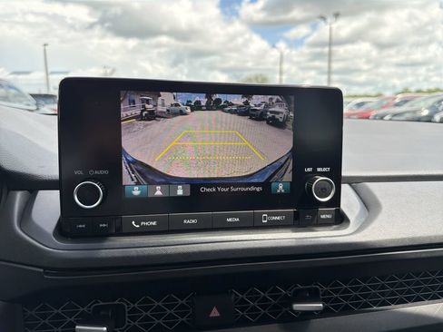 Used 2025 Honda Accord SE image 23