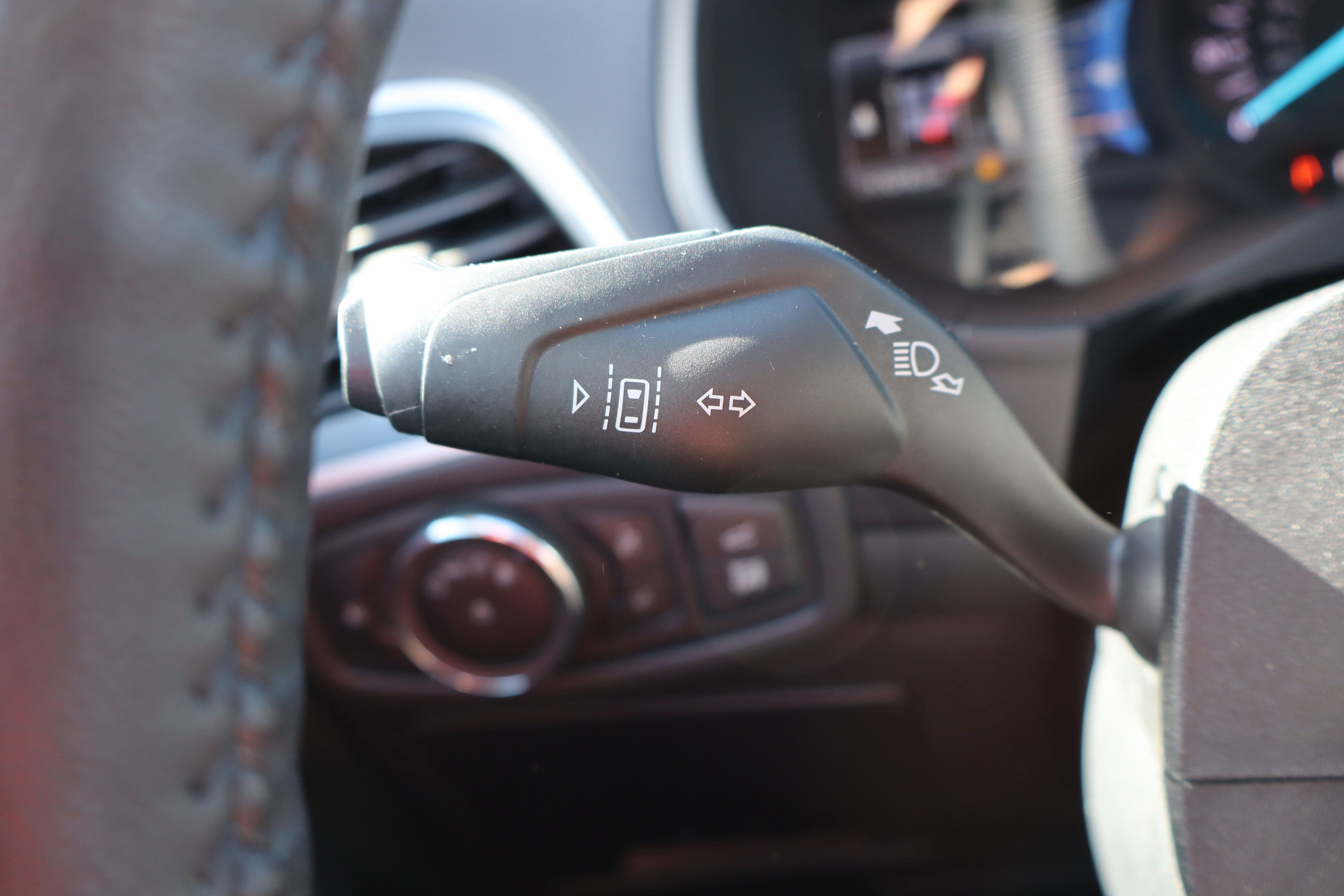 Used 2024 Ford Edge SEL w/ Convenience Package AWD/4WD image 17