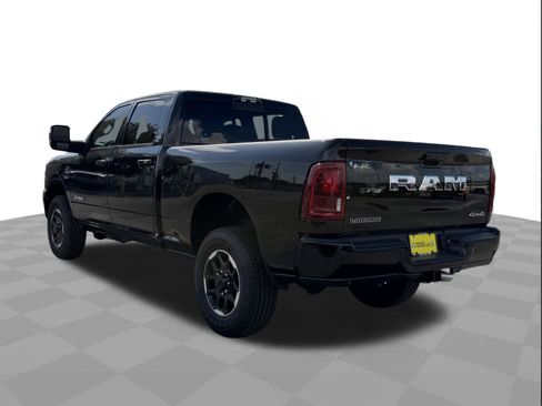 Used 2025 RAM 2500 Laramie AWD/4WD image 3