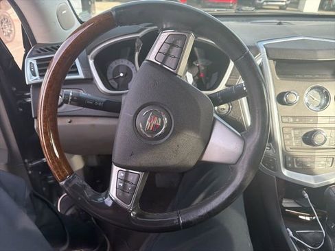 Used 2010 Cadillac SRX Premium image 7