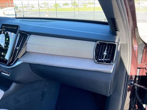 New 2026 Volvo XC90 B5 Plus AWD/4WD image 29