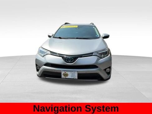 Used 2018 Toyota RAV4 Limited AWD/4WD image 12