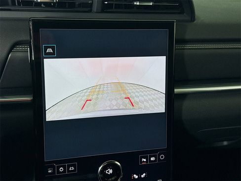 Used 2025 GMC Terrain Elevation image 8