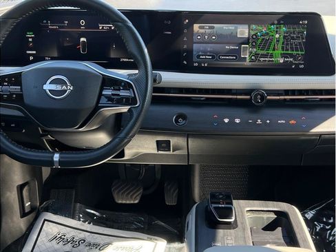 Used 2023 Nissan Ariya FWD image 11