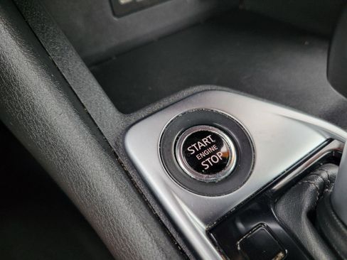 Used 2023 Nissan Sentra SV FWD image 11