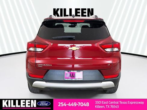 Used 2025 Chevrolet TrailBlazer LT AWD/4WD image 8