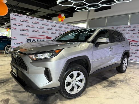 Used 2022 Toyota RAV4 LE image 2