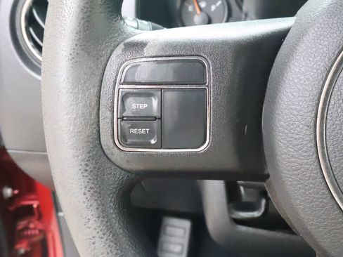Used 2016 Jeep Patriot Sport w/ Power Value Group AWD/4WD image 32