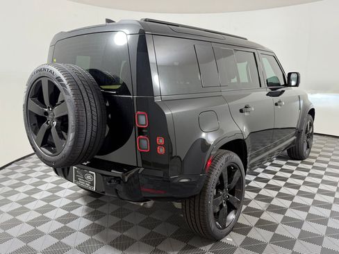New 2026 Land Rover Defender 110 X-Dynamic SE AWD/4WD image 9