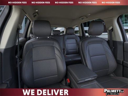 New 2026 Lincoln Nautilus Premier image 10