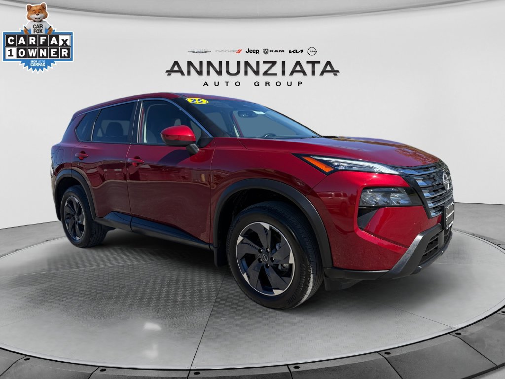 Certified 2025 Nissan Rogue SV AWD/4WD image 7