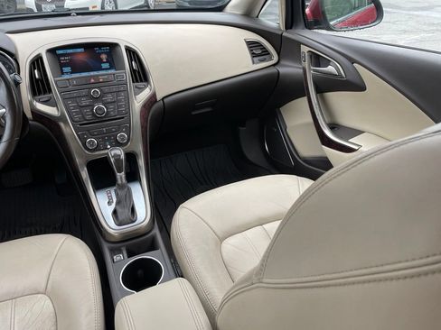 Used 2016 Buick Verano Leather w/ Experience Buick Package FWD image 9