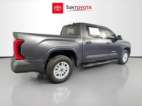 Used 2025 Toyota Tundra SR5 w/ SR5 Convenience Package image 4