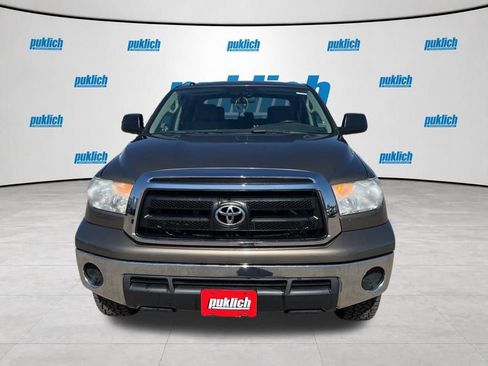 Used 2012 Toyota Tundra 4x4 CrewMax w/ Tow Pkg image 2