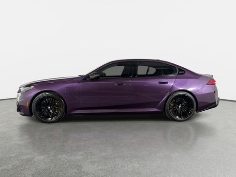 Used 2026 BMW M5 w/ Carbon Package AWD/4WD image 6