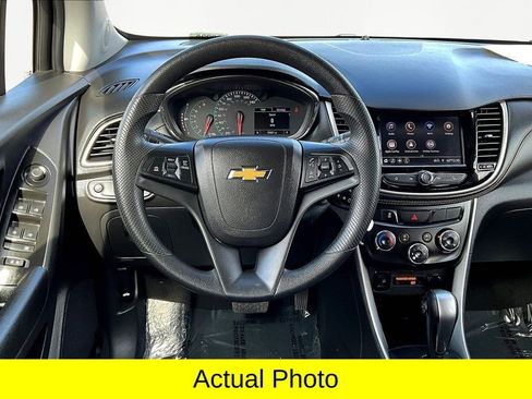 Used 2021 Chevrolet Trax LT image 5