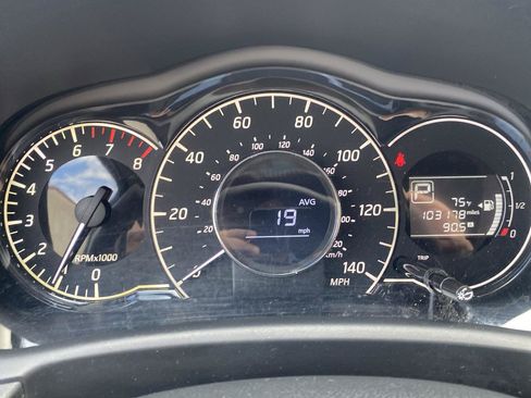 Used 2015 Nissan Versa Note SV FWD image 8