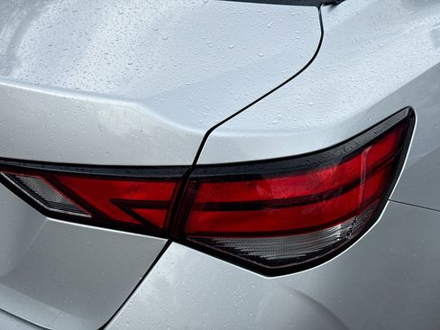 Used 2021 Nissan Sentra S image 26