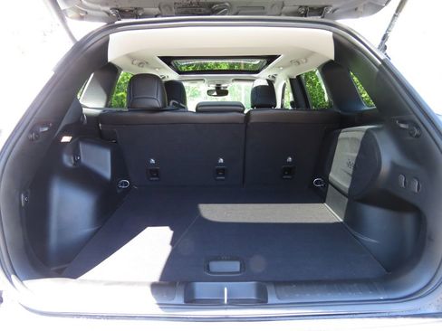 Used 2021 Jeep Cherokee Limited AWD/4WD image 17