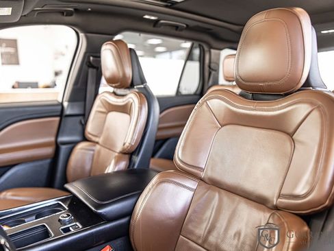 Used 2020 Lincoln Aviator Reserve w/ Equipment Group 202A AWD/4WD image 18