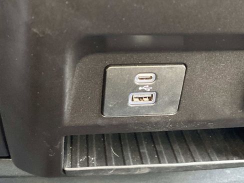 Used 2022 Ford F250 XLT image 24