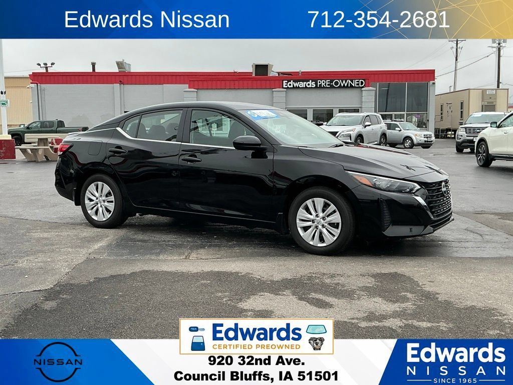 Used 2025 Nissan Sentra S w/ Lighting Package FWD image 1