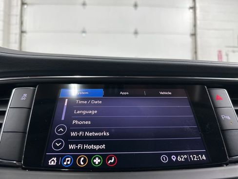 Used 2021 Buick Enclave Essence w/ LPO, Floor Liner Package image 34