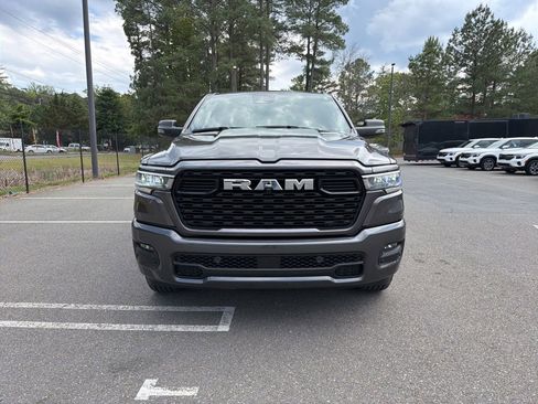 Used 2025 RAM 1500 Big Horn AWD/4WD image 3