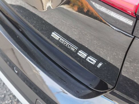 Used 2023 BMW X3 sDrive30i w/ Premium Package w/ZPA image 12