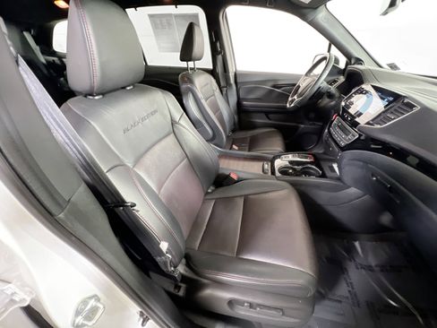 Used 2021 Honda Pilot Black Edition image 29