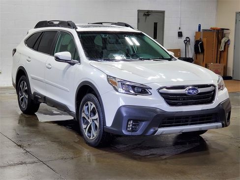Used 2020 Subaru Outback Limited w/ Popular Package #2 image 3