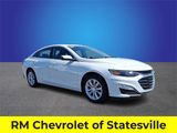 Used 2023 Chevrolet Malibu LT image 2
