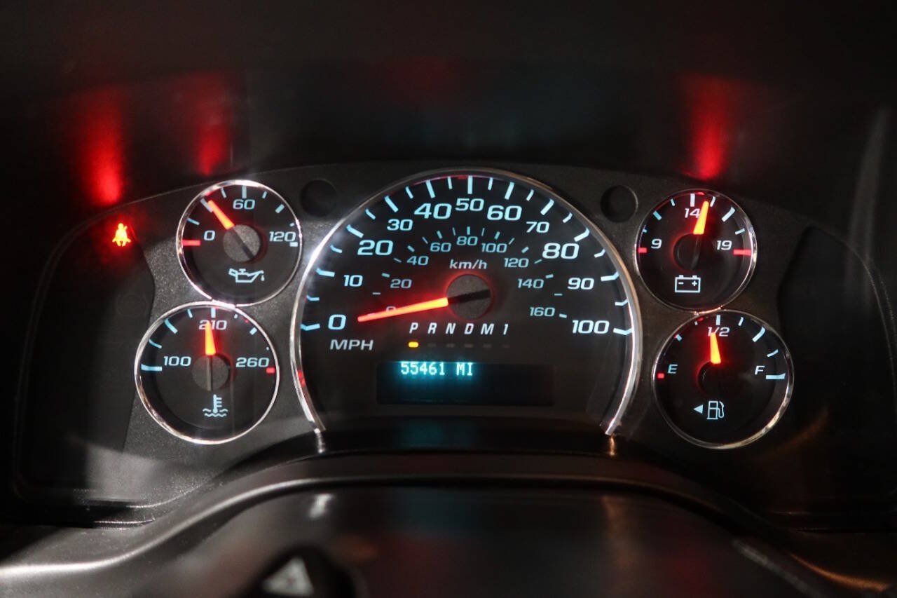 Used 2021 Chevrolet Express 2500 RWD image 24