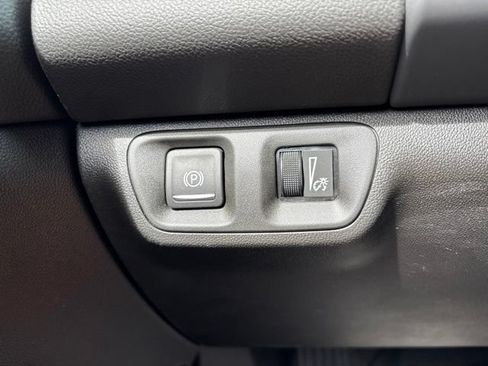 Used 2023 GMC Acadia SLT w/ Elevation Edition AWD/4WD image 22