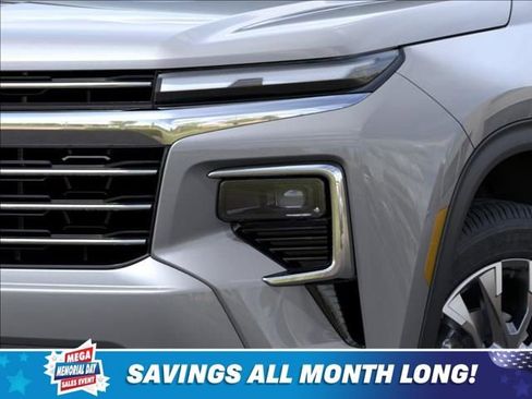 New 2026 Chevrolet Traverse LT w/ Sun and Wheel Package AWD/4WD image 10