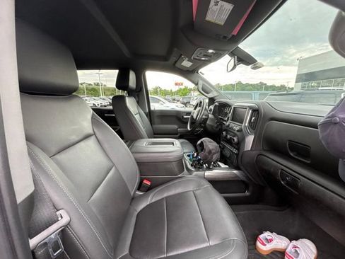 Used 2022 Chevrolet Silverado 1500 LTZ AWD/4WD image 4