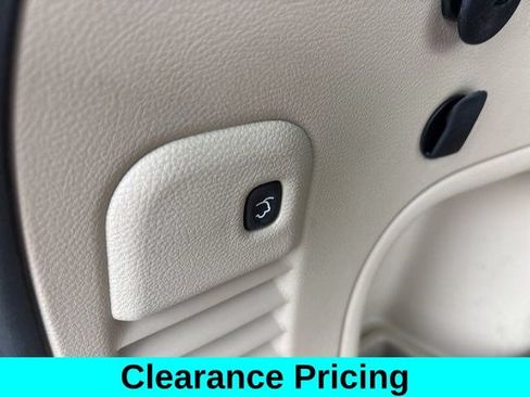 Used 2022 Jeep Grand Cherokee Laredo E w/ Security & Convenience Group AWD/4WD image 35