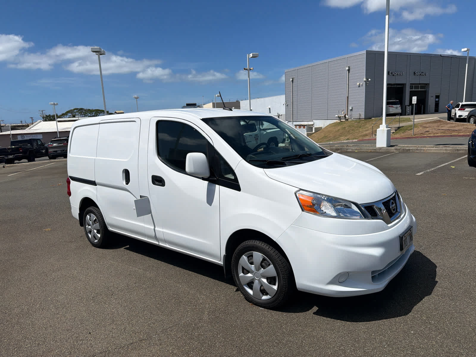 Used 2017 Nissan NV200 SV w/ Technology Package FWD image 2