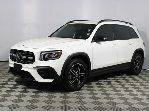 Used 2021 Mercedes-Benz GLB 250 image 29