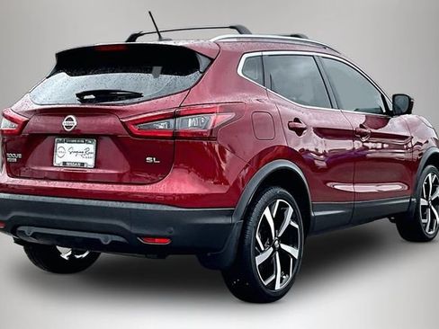 Used 2022 Nissan Rogue Sport SL FWD image 5