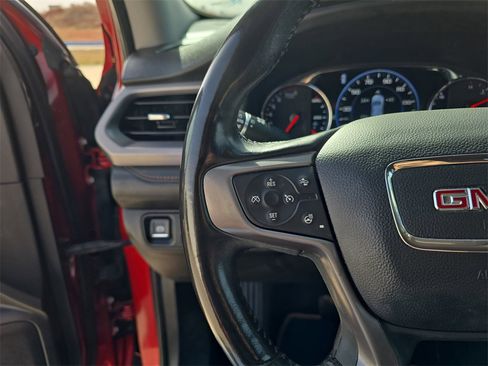 Used 2021 GMC Acadia AT4 w/ Technology Package image 18