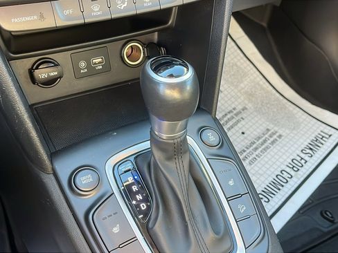 Used 2018 Hyundai Kona Limited image 19