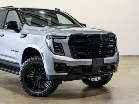 Used 2026 GMC Yukon Elevation w/ Elevation Premium Package AWD/4WD image 26