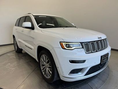 Used 2017 Jeep Grand Cherokee Summit w/ Platinum Series Group