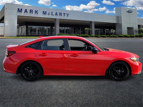 Used 2025 Honda Civic Sport image 2