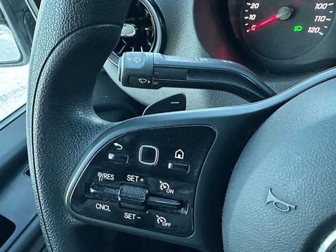 Used 2023 Mercedes-Benz Sprinter 2500 image 34