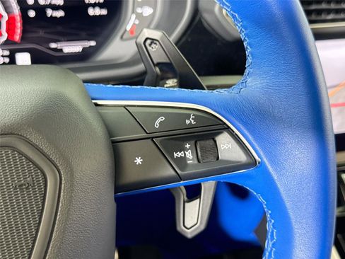 Used 2021 Lamborghini Urus image 22